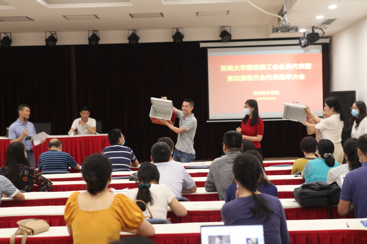 0612教代会选举-3.jpg